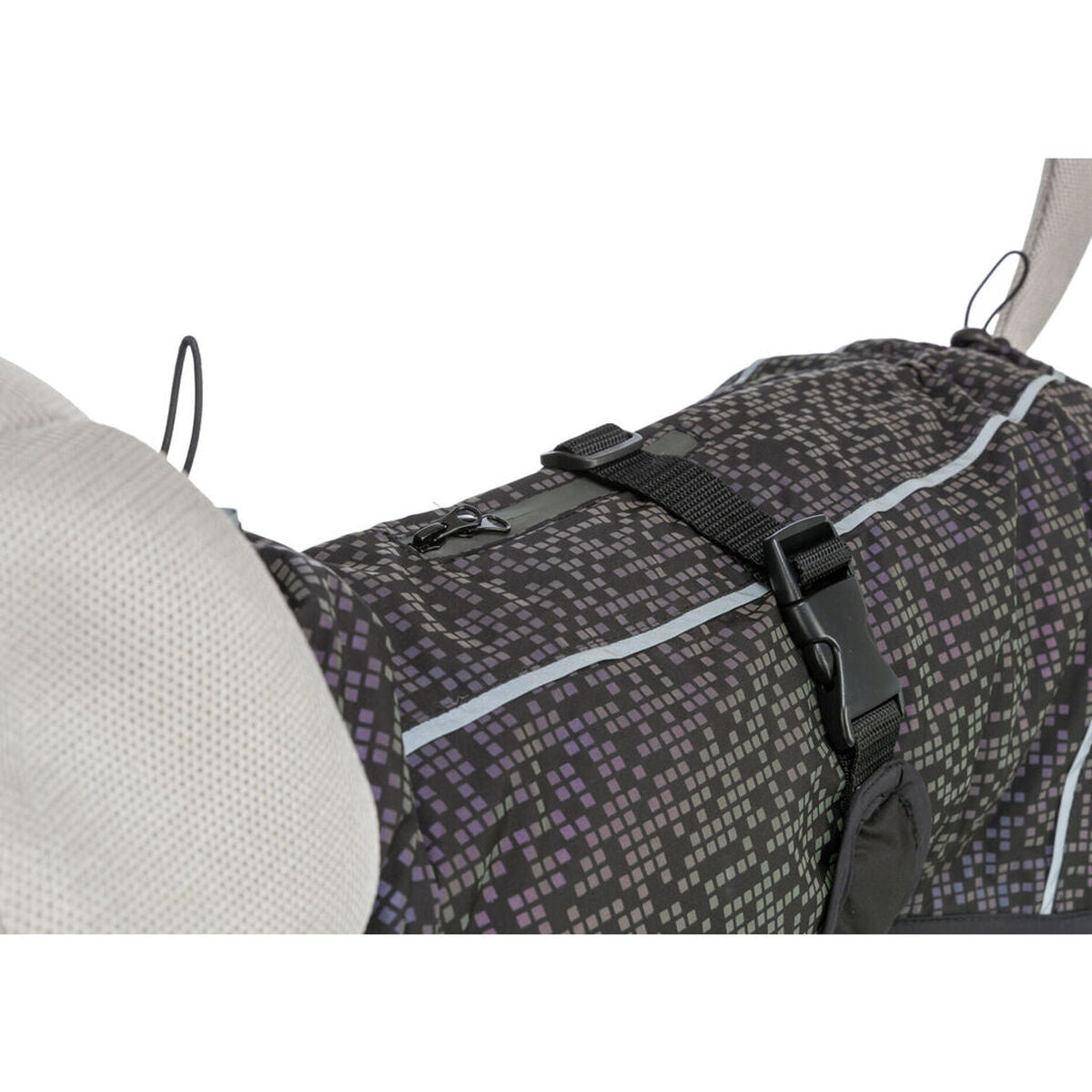 V4H96CA3688596400752692FE3D7C9B68EDR7461358P9