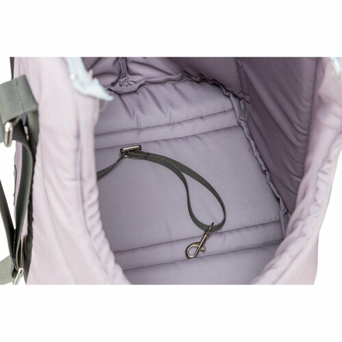 V4H0D3820D1352665525F066EE4D168B647R7462035P8