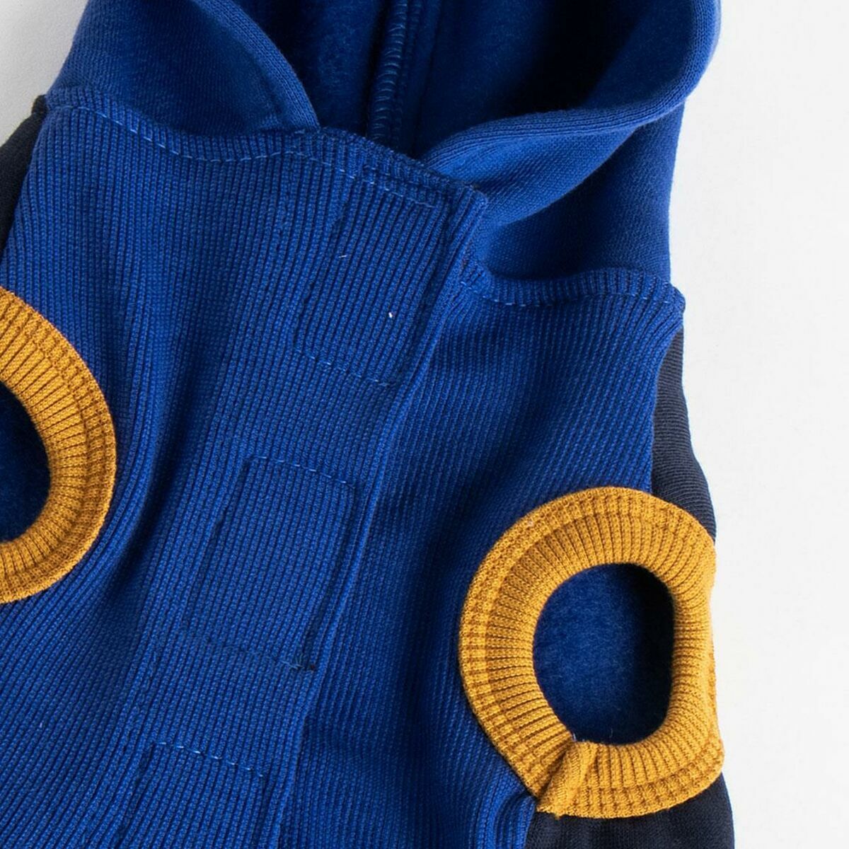 V2H1FCE69C92DAE584FFAEC3AB7F855E3AAR7069192P3